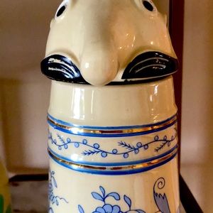 Schultz & Dooley Steins